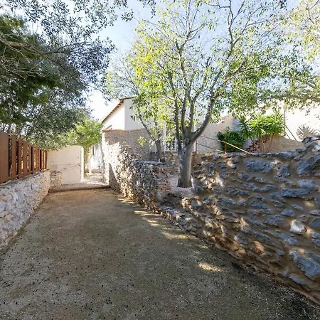 Maison De Opoul-Perillos